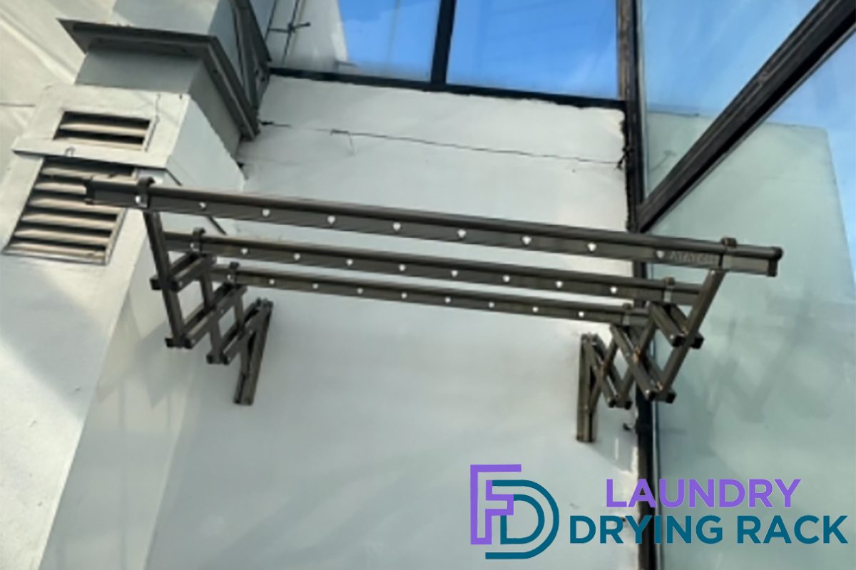 retractable-laundry-rack-installation-fd-laundry-drying-rack-singapore-hdb-ang-mo-kio-1